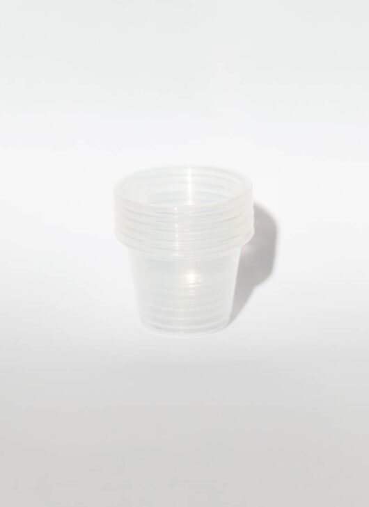 Упаковка пластиковых стаканчиков для диспенсера Dentaline