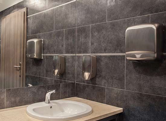 Туалет в ресторане - дизайн и необычные интерьерные фишки